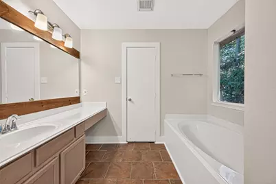 18174 Woodsdale Court, Porter, TX 77365 - Photo 29