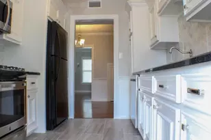 4630 Clay St, Houston, TX 77023 - Photo 9
