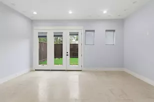 406 Fenn St, Houston, TX 77018 - Photo 15