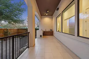 5201 Linden St, Bellaire, TX 77401 - Photo 29