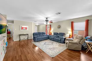 3115 Centennial Village Dr, Pearland, TX 77584 - Photo 9