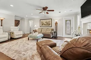 3409 Winter Ln, Baytown, TX 77521 - Photo 13