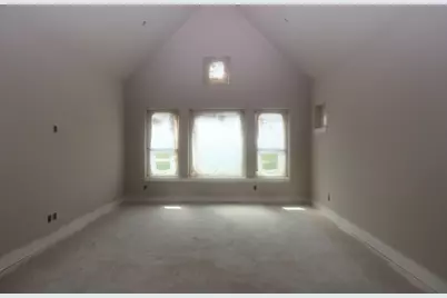 18015 Lobos Point Lane, Conroe, TX 77302 - Photo 11