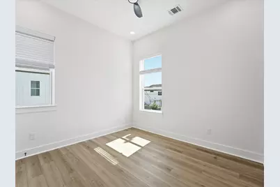 8918 Sunshine Laverne Lane, Houston, TX 77080 - Photo 27