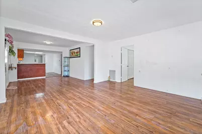 401 Lee Avenue, Anahuac, TX 77514 - Photo 11