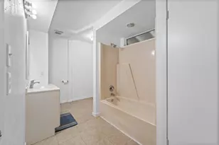 401 Lee Ave, Anahuac, TX 77514 - Photo 27