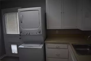 904 Wisconsin St, Houston, TX 77587 - Photo 7