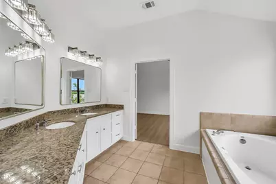 650 Westcross Street #70, Houston, TX 77018 - Photo 31