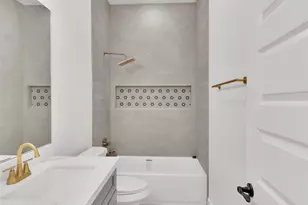 1311 E 33rd St, Houston, TX 77022 - Photo 17