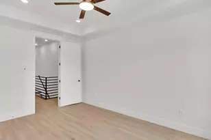1311 E 33rd St, Houston, TX 77022 - Photo 19