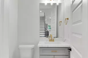 1311 E 33rd St, Houston, TX 77022 - Photo 13