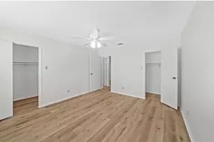 10811 Richmond Ave, Houston, TX 77042 - Photo 9