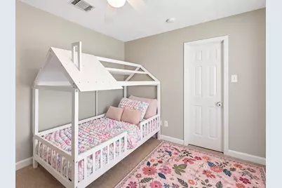 13526 Robin Hill Court, Houston, TX 77059 - Photo 21