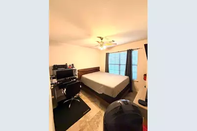 15414 Mission Forest Drive, Houston, TX 77083 - Photo 9