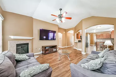 16 Morro Bay Drive, Manvel, TX 77578 - Photo 13
