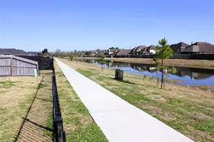 11914 Champion's Frst Dr, Mont Belvieu, TX 77535 - Photo 23