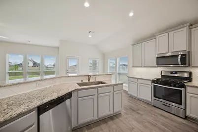 11914 Champions Forest Drive, Mont Belvieu, TX 77535 - Photo 3