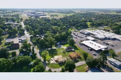 205 W South Street, Madisonville, TX 77864 - Photo 15