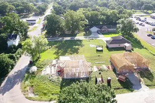205 W South St, Madisonville, TX 77864 - Photo 11