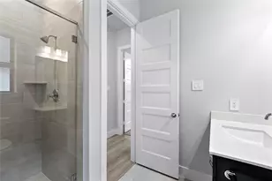 14217 Juniper Breeze Ct, Willis, TX 77318 - Photo 11