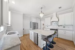 705 College St, Montgomery, TX 77356 - Photo 9