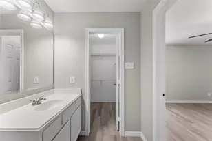 121 Green Isle Ave Ave, Dickinson, TX 77539 - Photo 9
