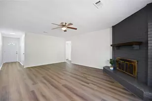 8343 Carriage Creek Dr, Houston, TX 77064 - Photo 7