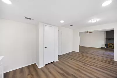 8343 Carriage Creek Drive, Houston, TX 77064 - Photo 13