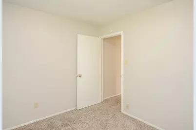 2710 Village Court, Katy, TX 77493 - Photo 9