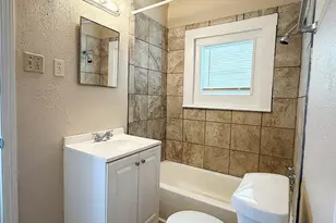 3909 Lavender St, Houston, TX 77026 - Photo 13