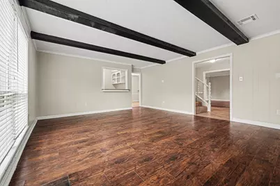 107 Carriage Lane, Conroe, TX 77385 - Photo 5