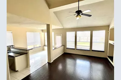 4911 Knights Branch Drive, Sugar Land, TX 77479 - Photo 3