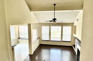 4911 Knights Branch Dr, Sugar Land, TX 77479 - Photo 11