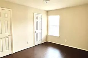 4911 Knights Branch Dr, Sugar Land, TX 77479 - Photo 17