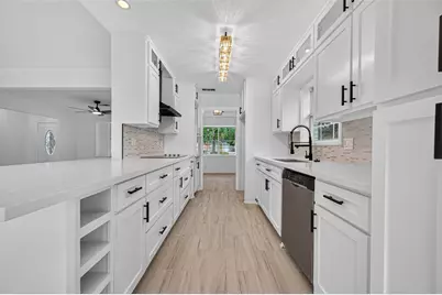 9211 Blankenship Drive, Houston, TX 77080 - Photo 11