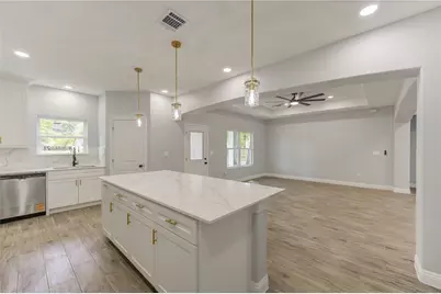 390 N Linnwood, Woodbranch, TX 77357 - Photo 9