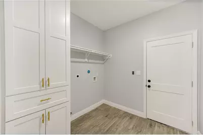 390 N Linnwood, Woodbranch, TX 77357 - Photo 17