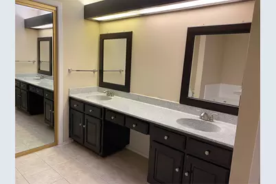 12625 Memorial Drive #137, Houston, TX 77024 - Photo 11