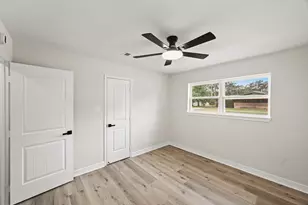 3011 Freshmeadows Dr, Houston, TX 77063 - Photo 39