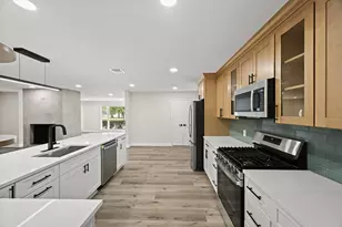 3011 Freshmeadows Dr, Houston, TX 77063 - Photo 15