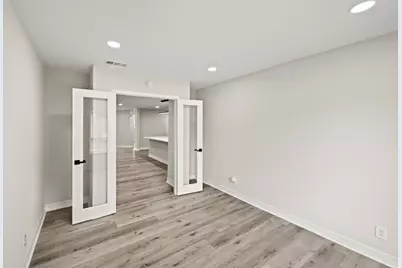 3011 Freshmeadows Drive, Houston, TX 77063 - Photo 19