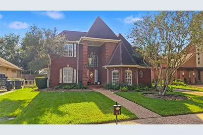 402 Lakeside Boulevard, Sugar Land, TX 77478 - Photo 3