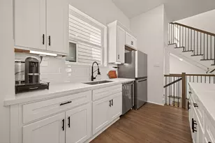 1243 W 23rd St, Houston, TX 77008 - Photo 15