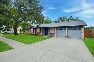 1814 Crooked Creek Ln, Pearland, TX 77581 - Photo 5