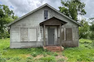 7103 Hwy 36, Jones Creek, TX 77541 - Photo 1