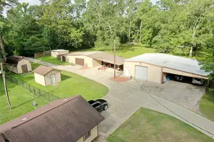 15960 Stoltje Dr, Conroe, TX 77306 - Photo 3