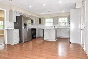 1030 Perkins Dr, Bacliff, TX 77518 - Photo 5