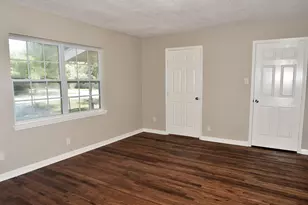 1030 Perkins Dr, Bacliff, TX 77518 - Photo 13