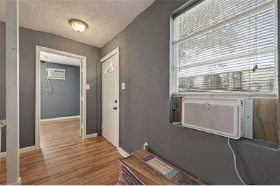 216 Burr Street, Houston, TX 77011 - Photo 5