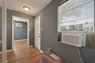 216 Burr St, Houston, TX 77011 - Photo 5